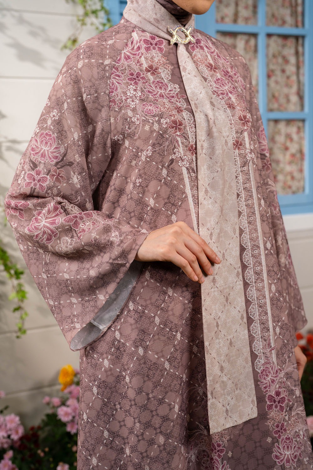 Nayandari Dress