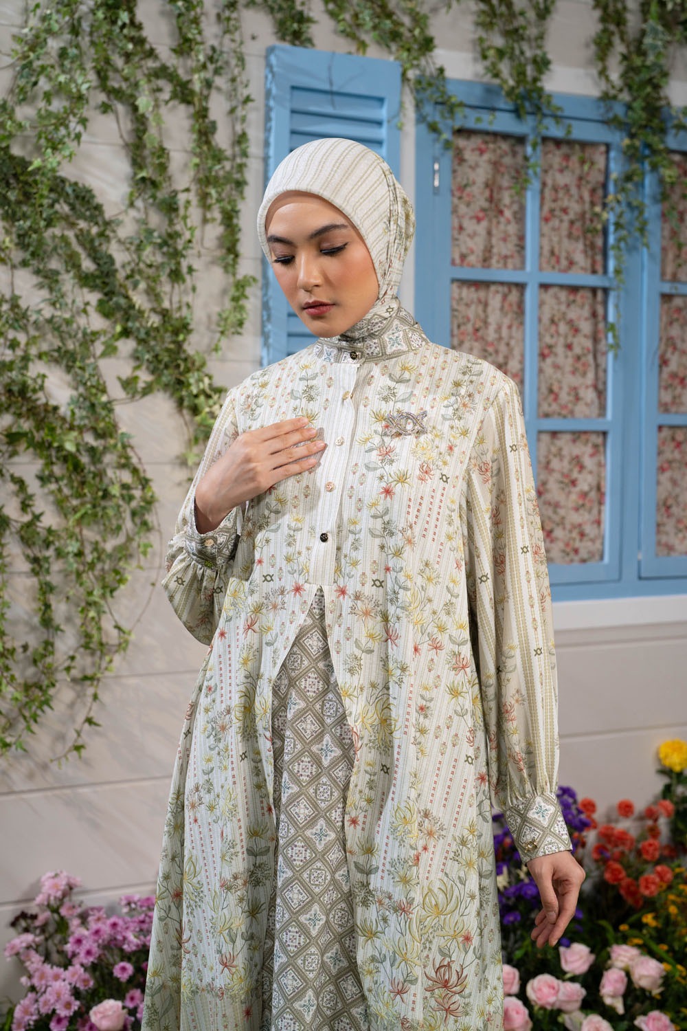 Kartavira Dress