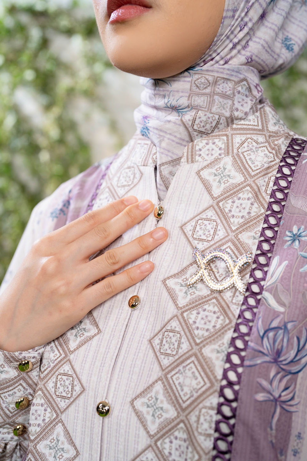 Kartavira Shirt Lace