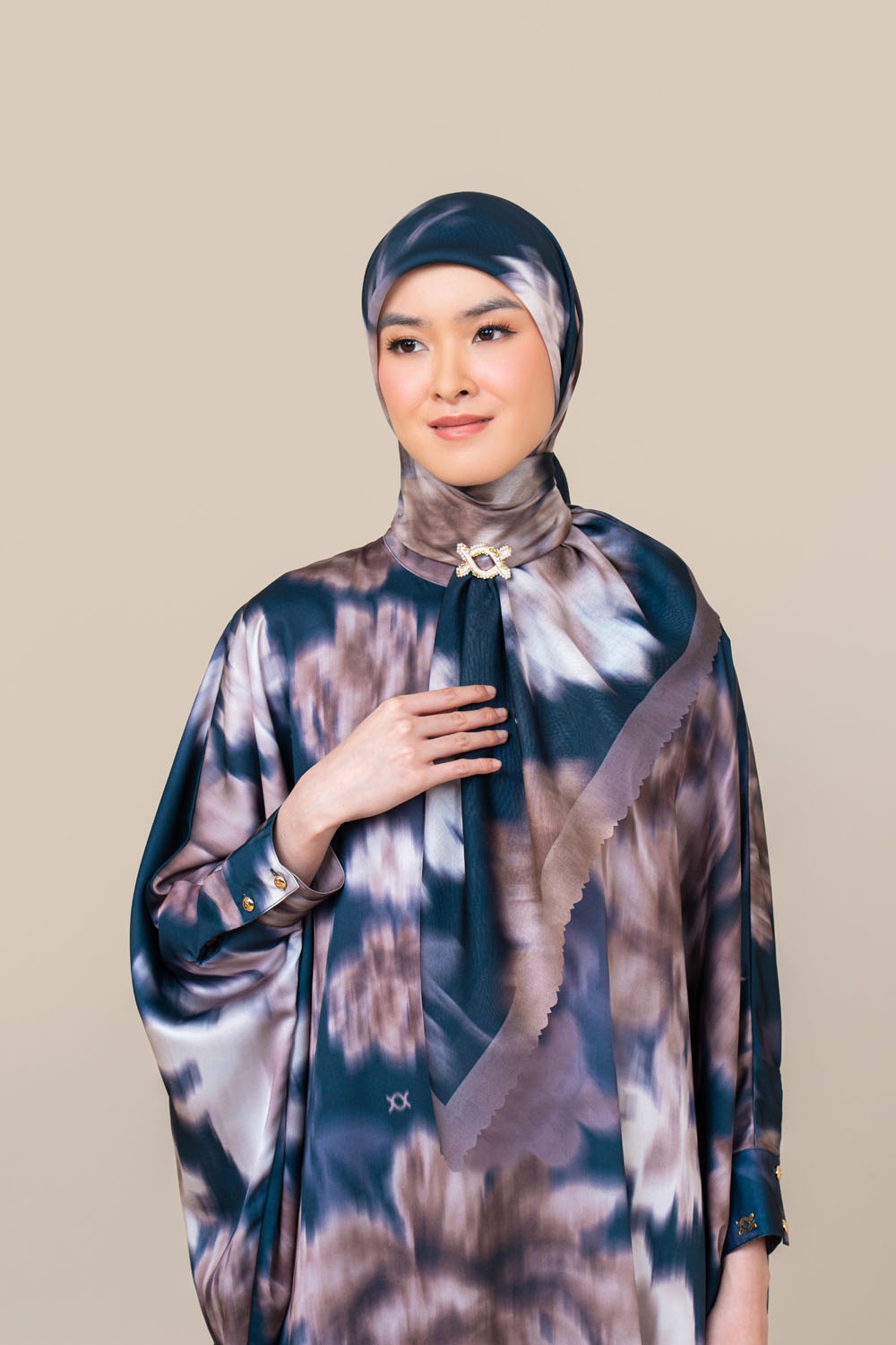 Veluna Scarf