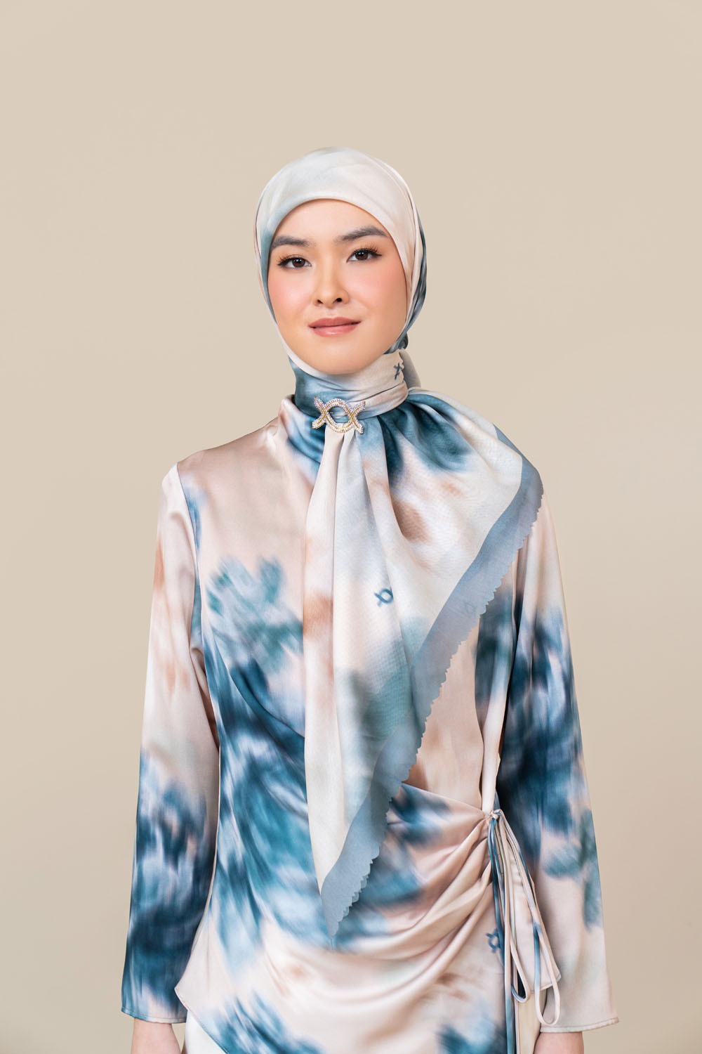 Veluna Scarf
