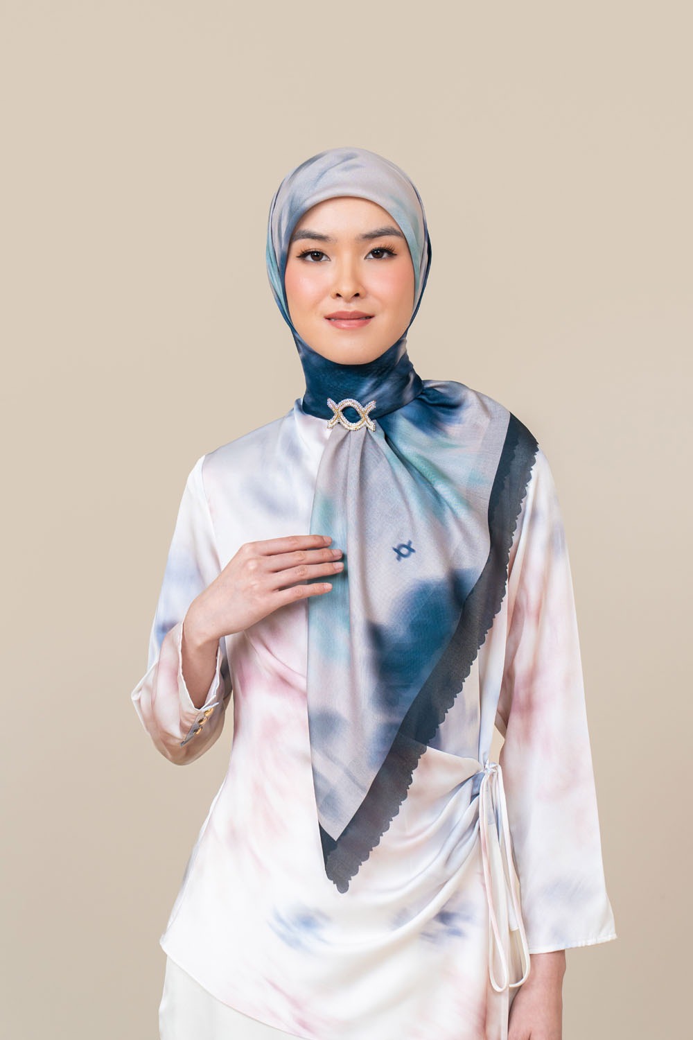Veluna Scarf
