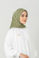 Amore Scarf (Minor)