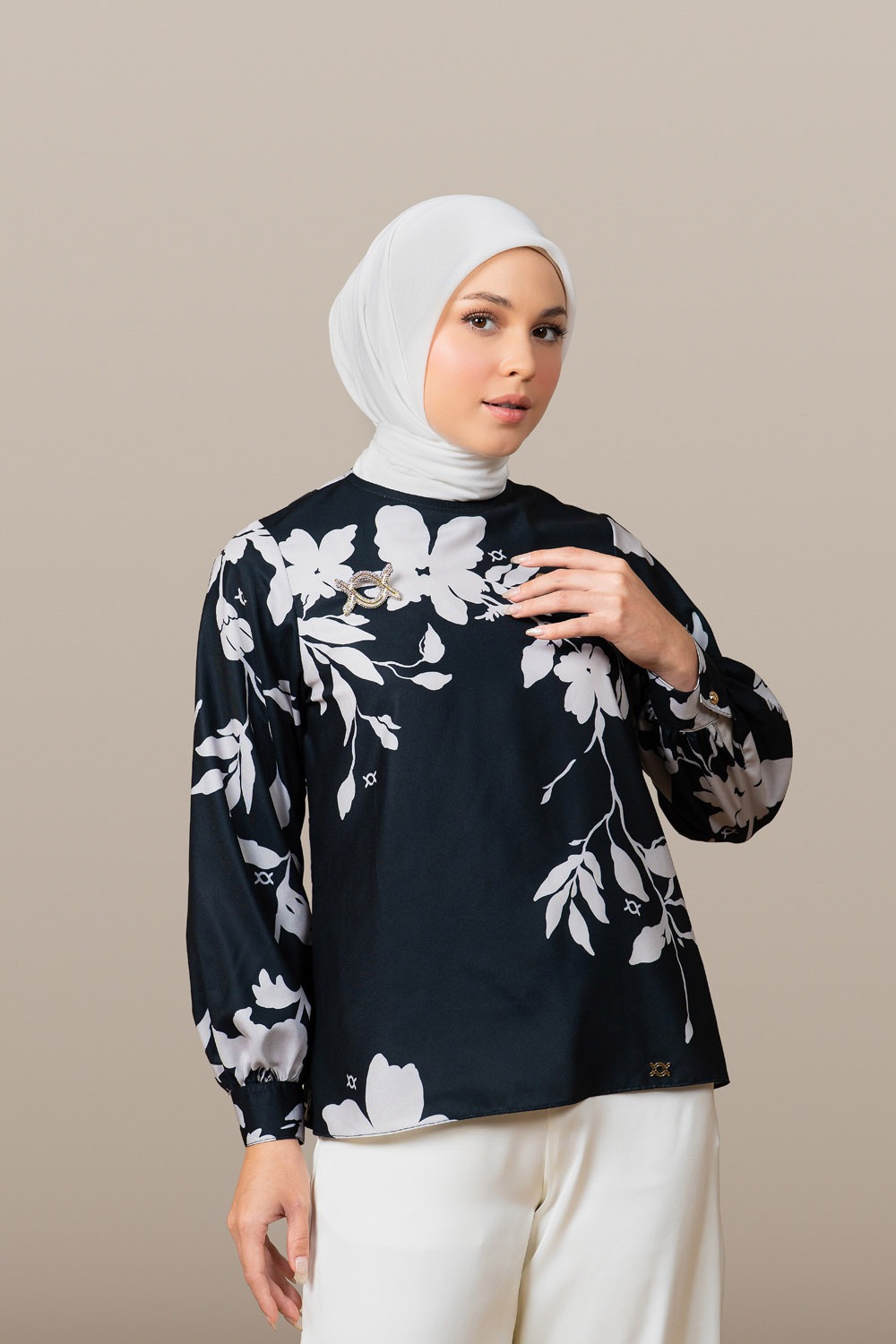 Alyra Blouse