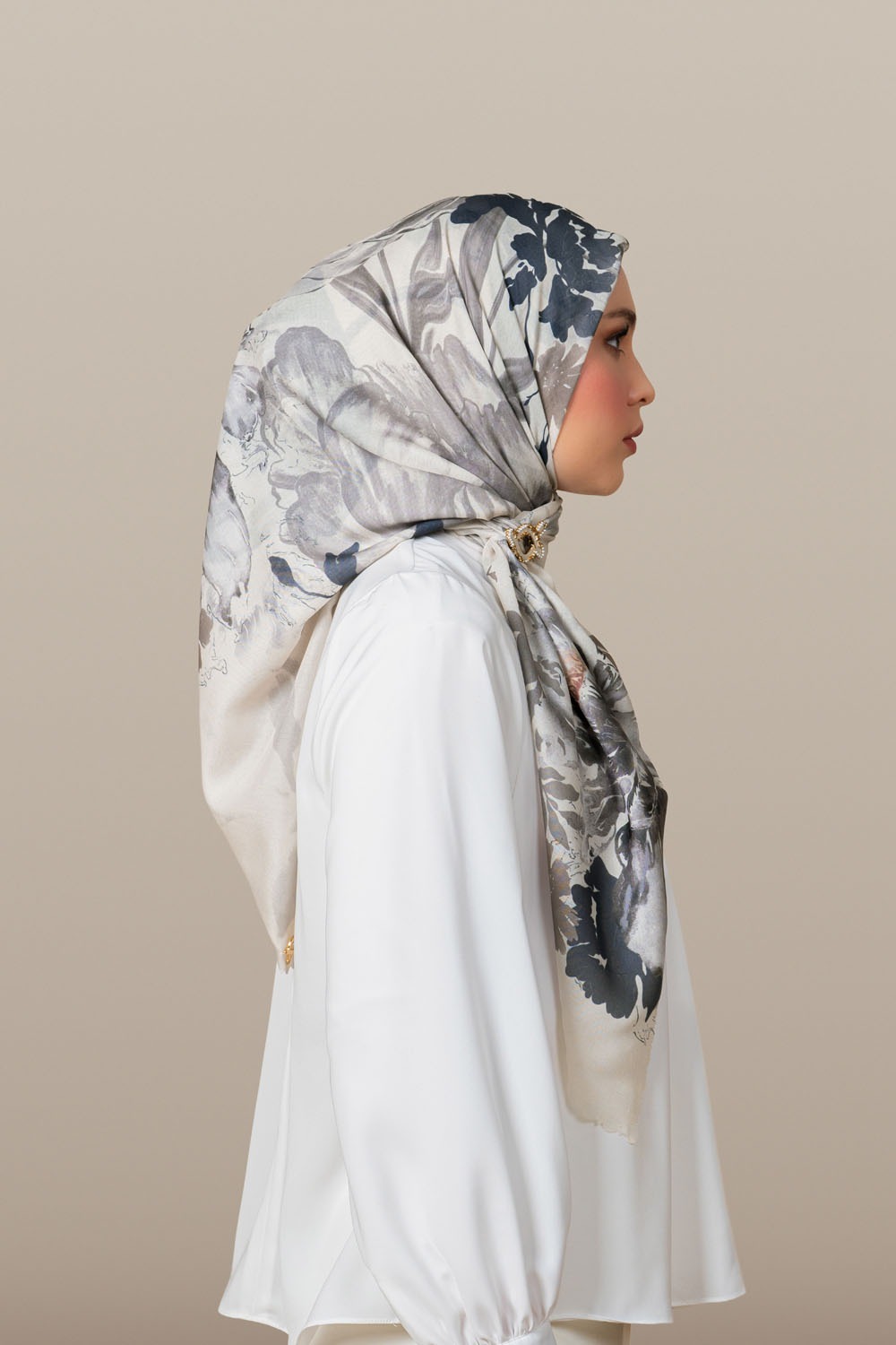 Jana Scarf