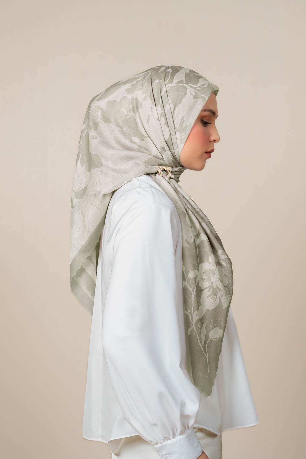 Arelin Scarf