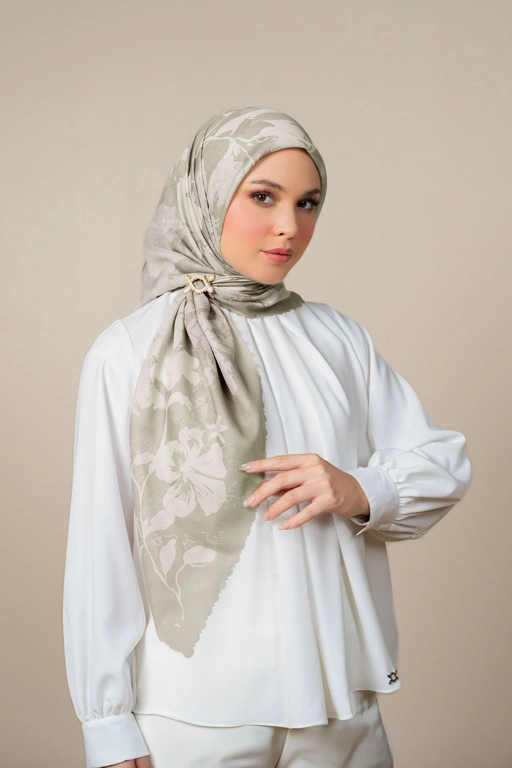Arelin Scarf
