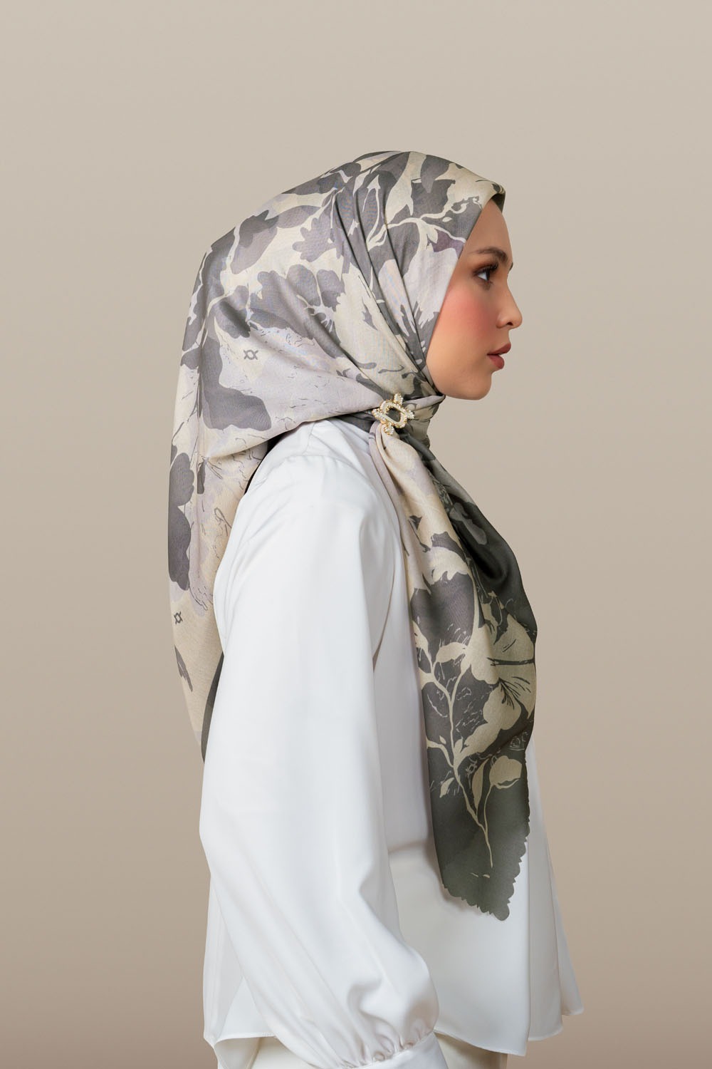 Arelin Scarf