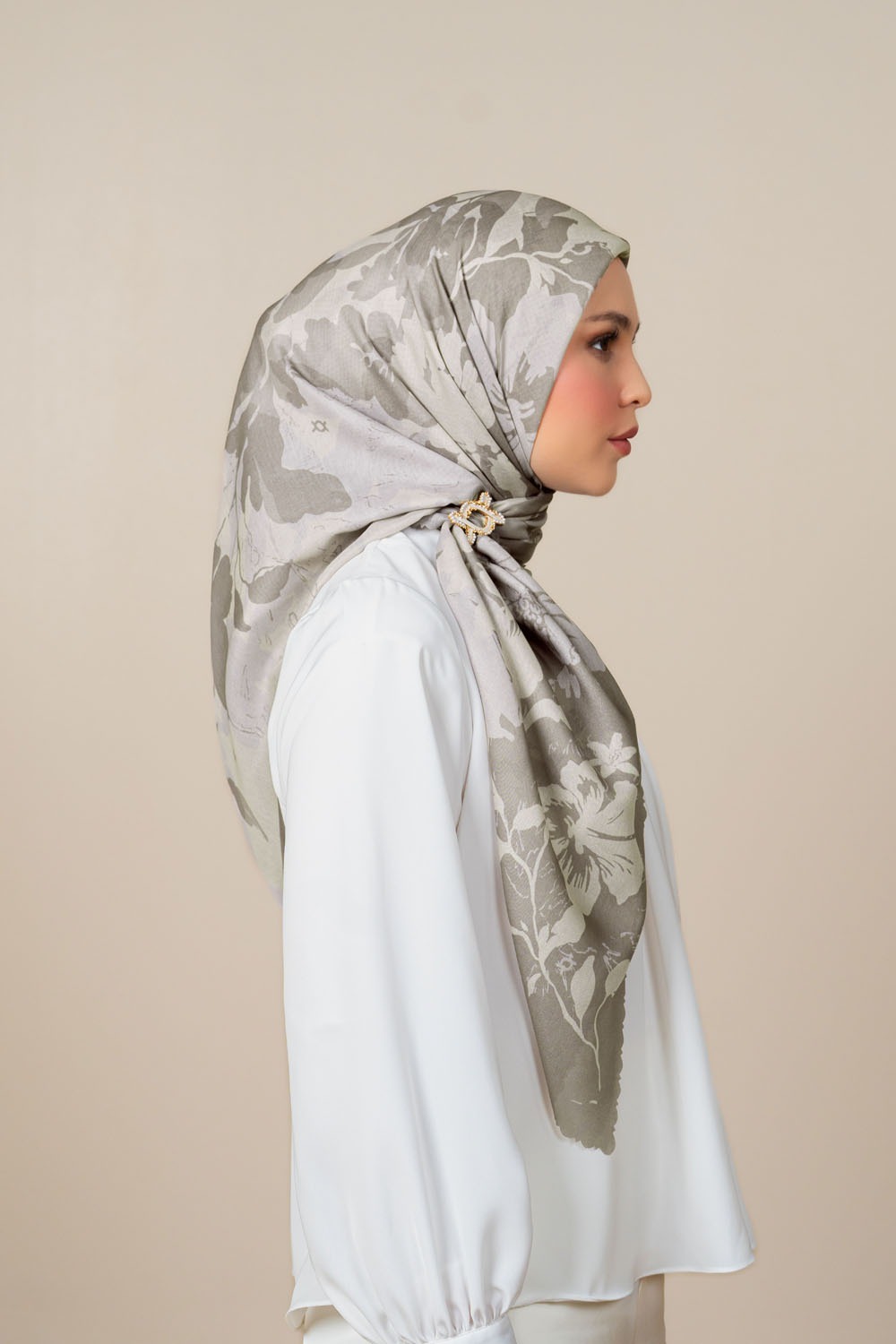 Arelin Scarf