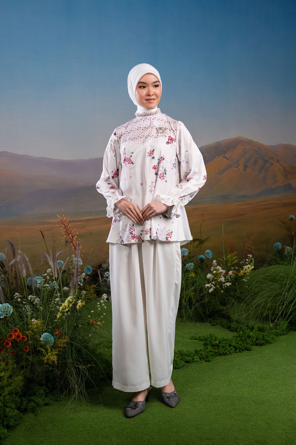Bestari Blouse