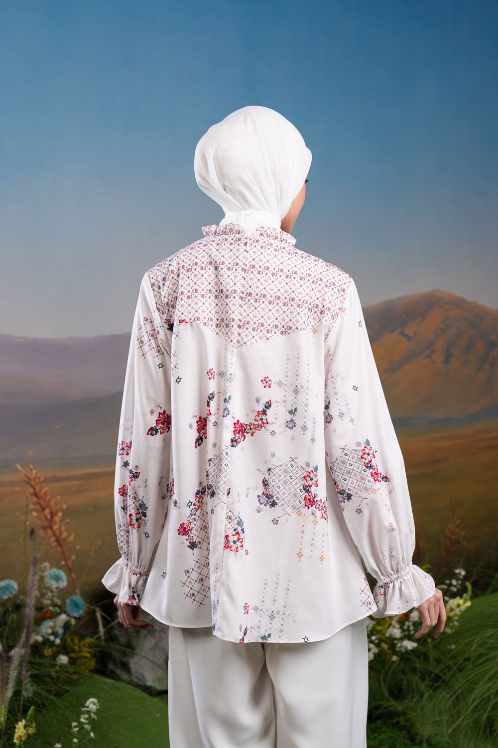 Bestari Blouse