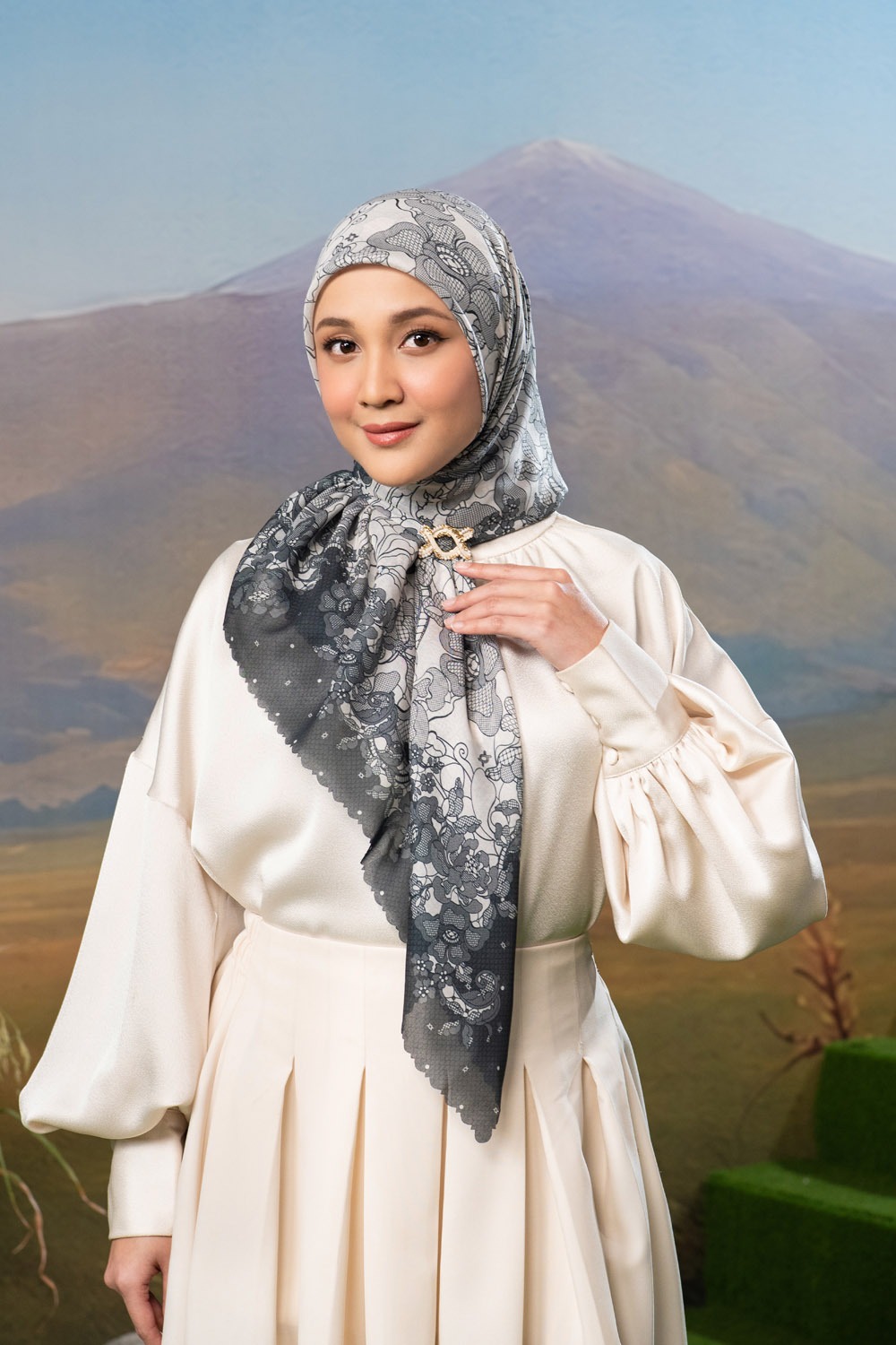 Nalini Scarf
