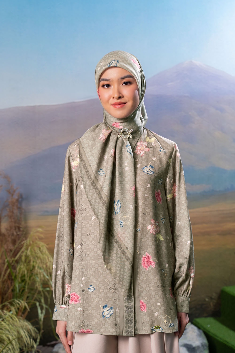 Raluna Scarf