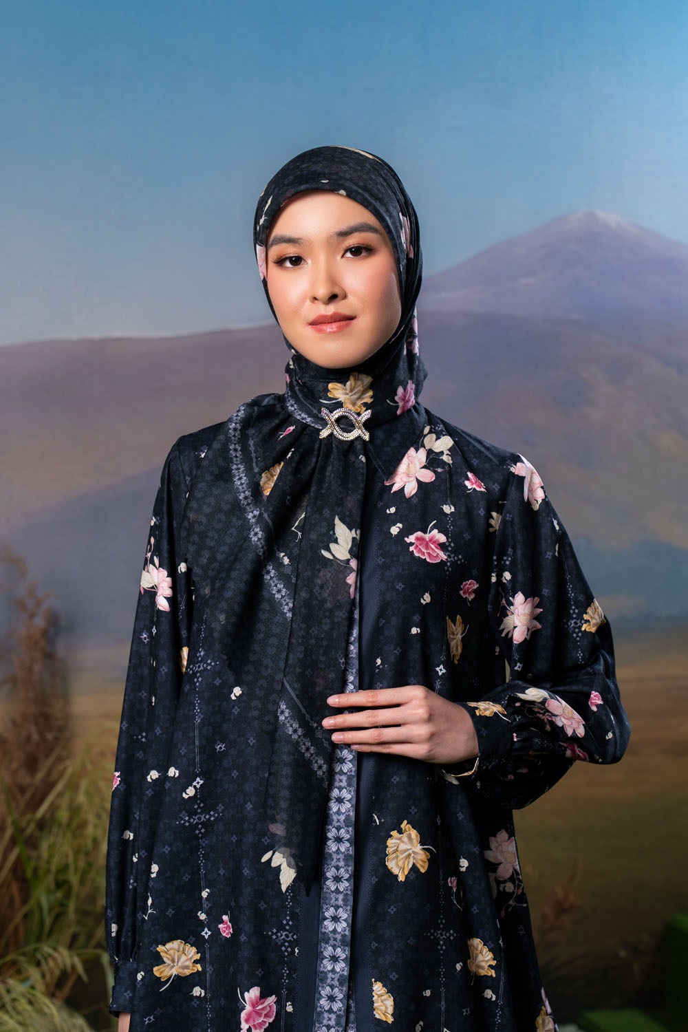 Raluna Scarf