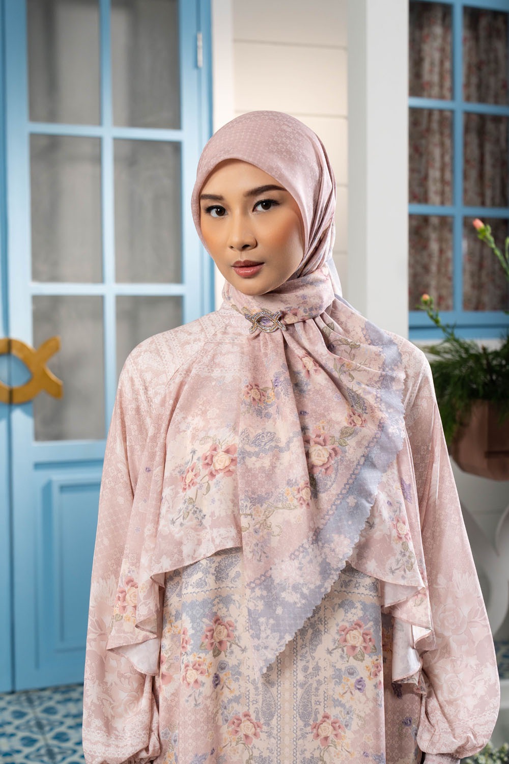 Isaura Scarf