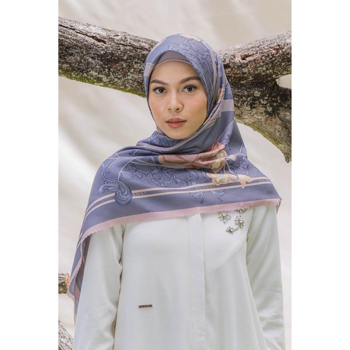 Thalia Scarf (Minor)