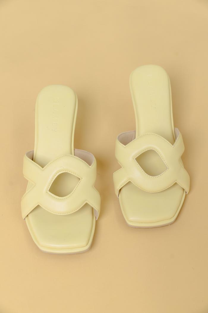Monogram Heels Daffodil