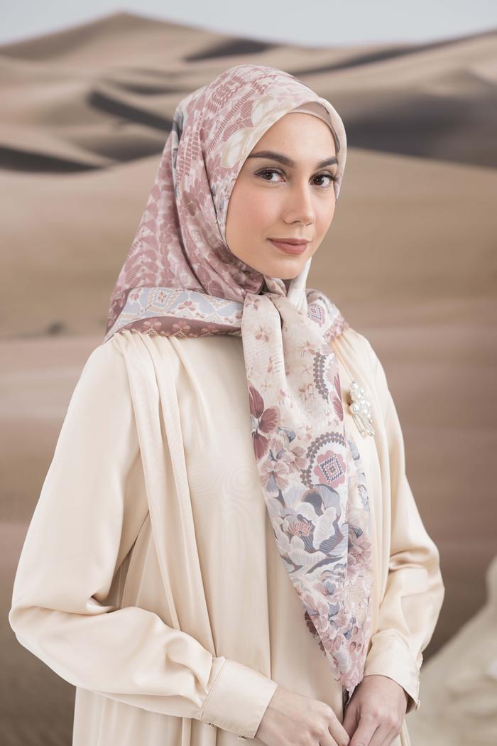 Maharani Scarf (Minor)