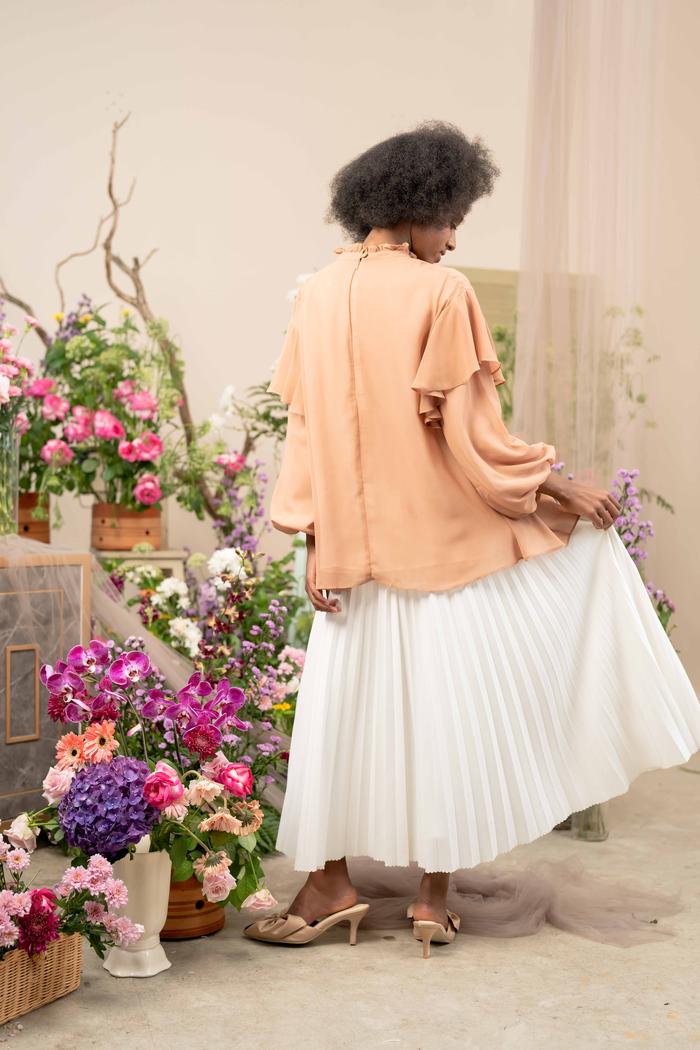 Loora Blouse Tan