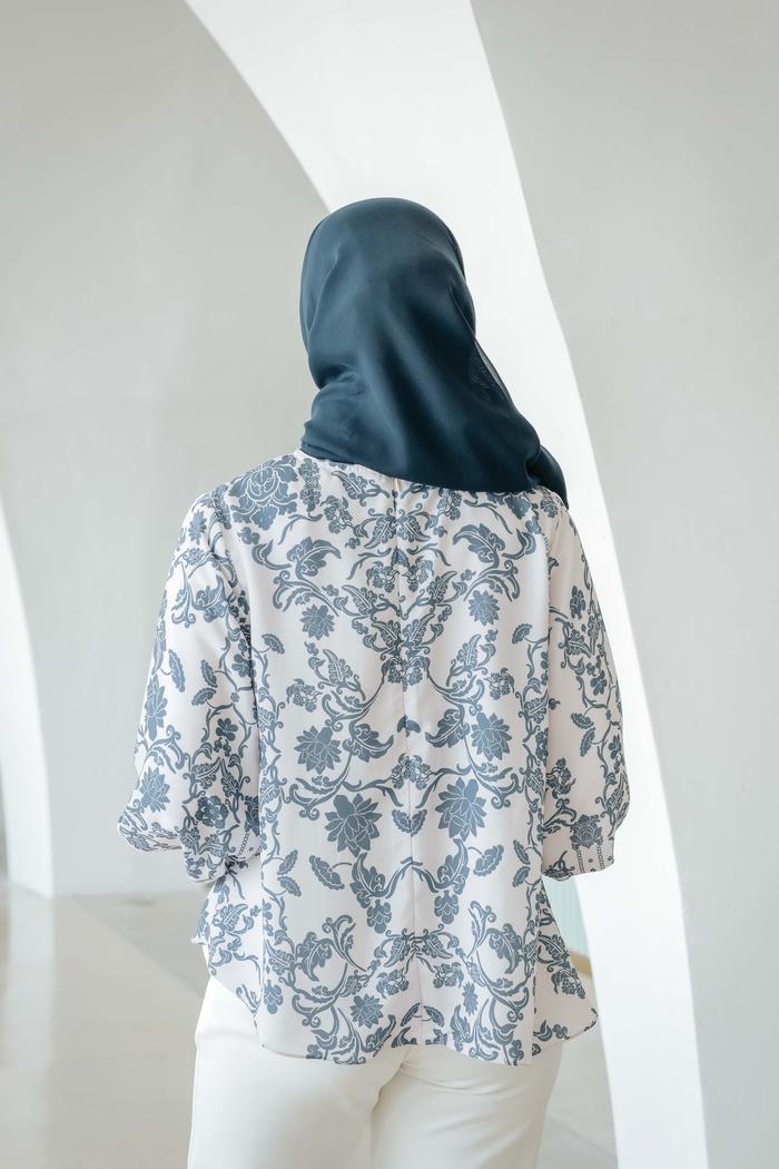 Kianna Blouse Navy
