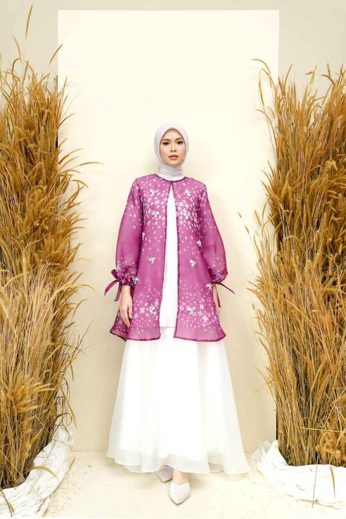 Andaya Outer only with Embellishment Aruna