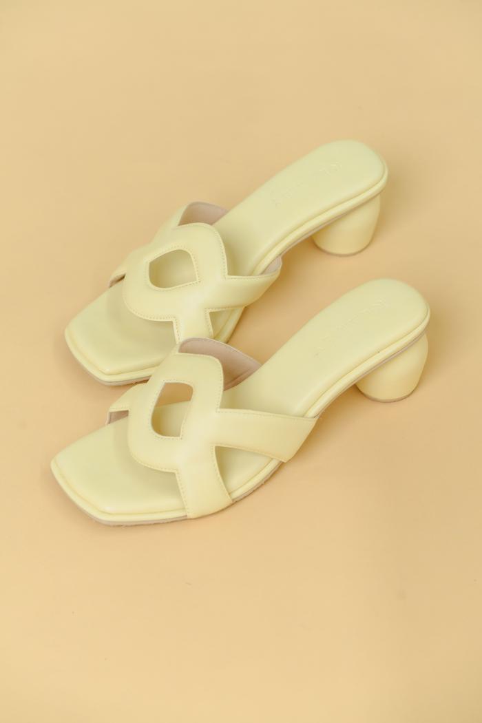 Monogram Heels Daffodil