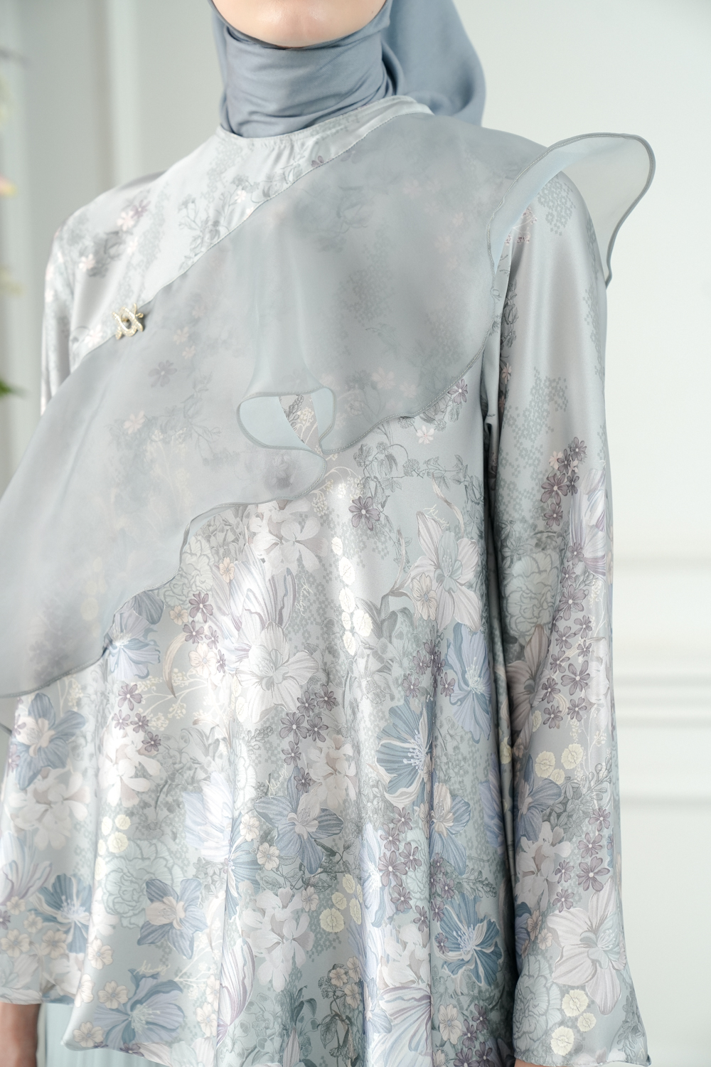 Anyelir Blouse Donggala