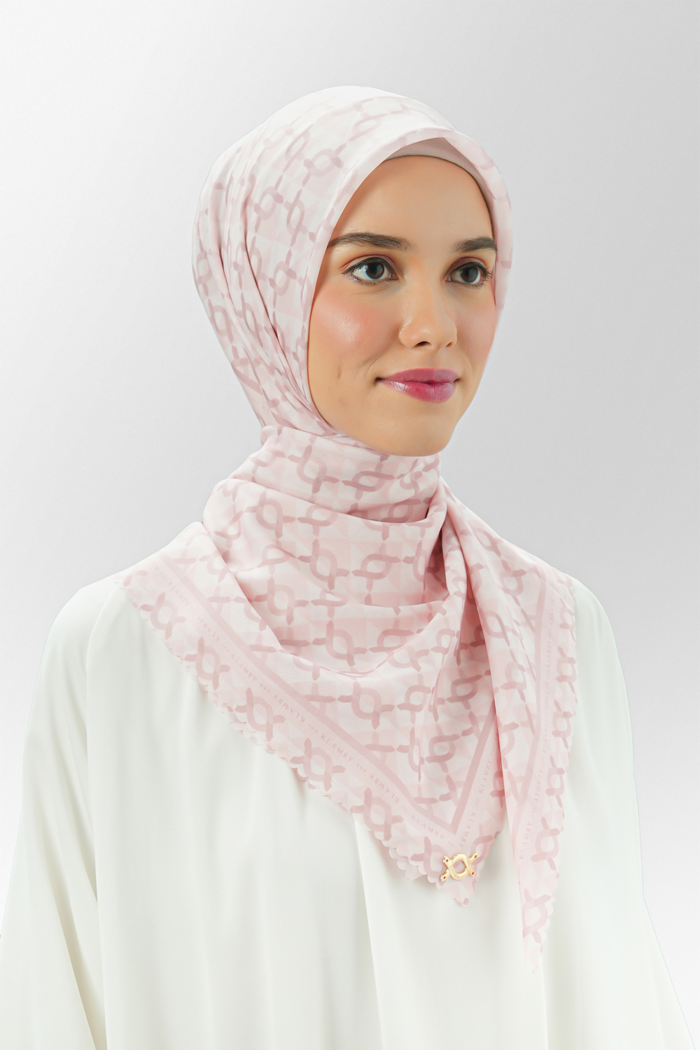 Medium Monogram Scarf II