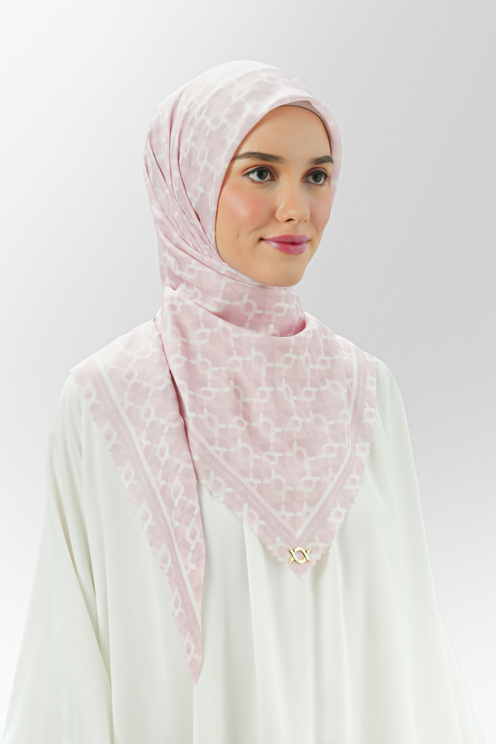 Medium Monogram Scarf II