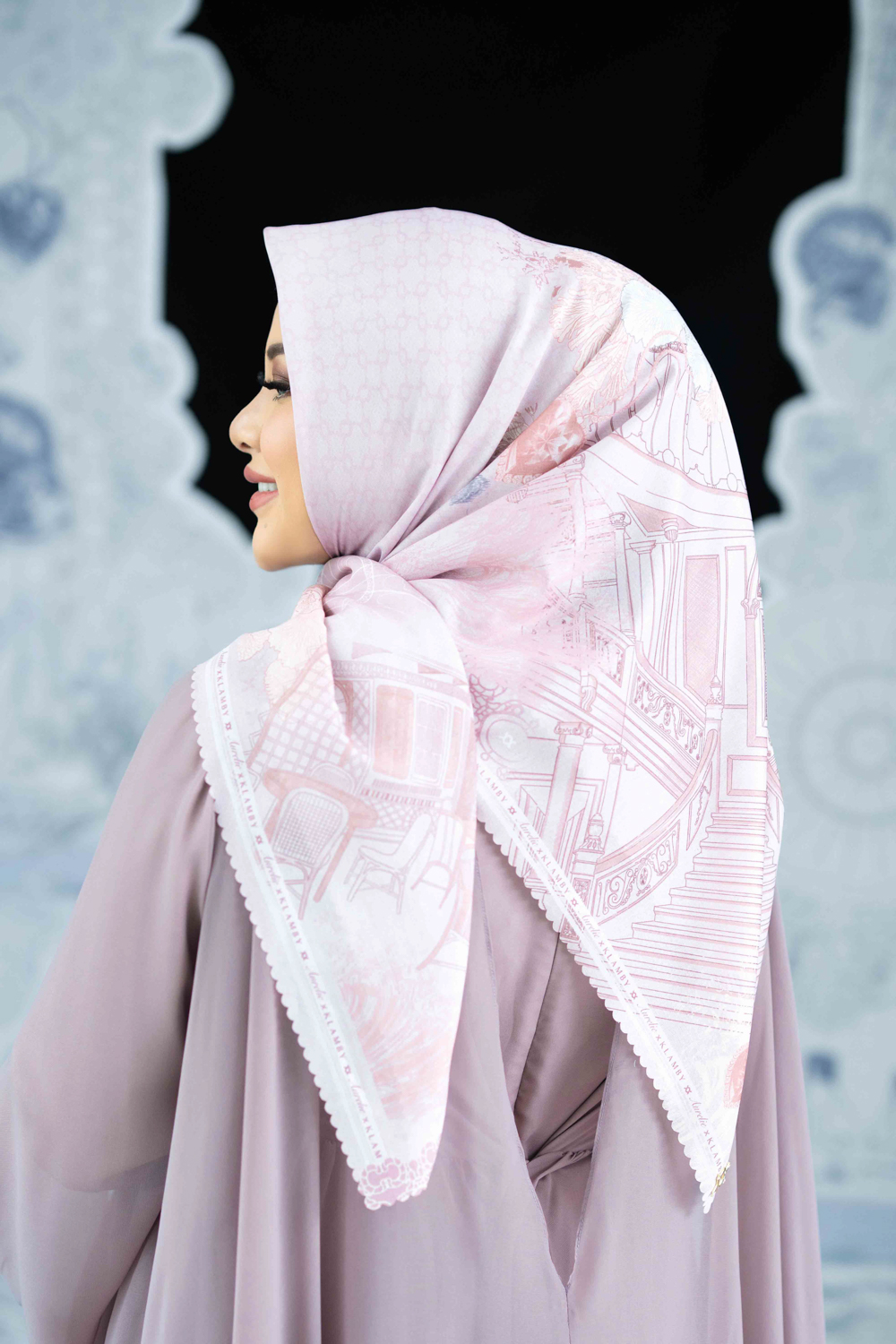 Aurelie Scarf