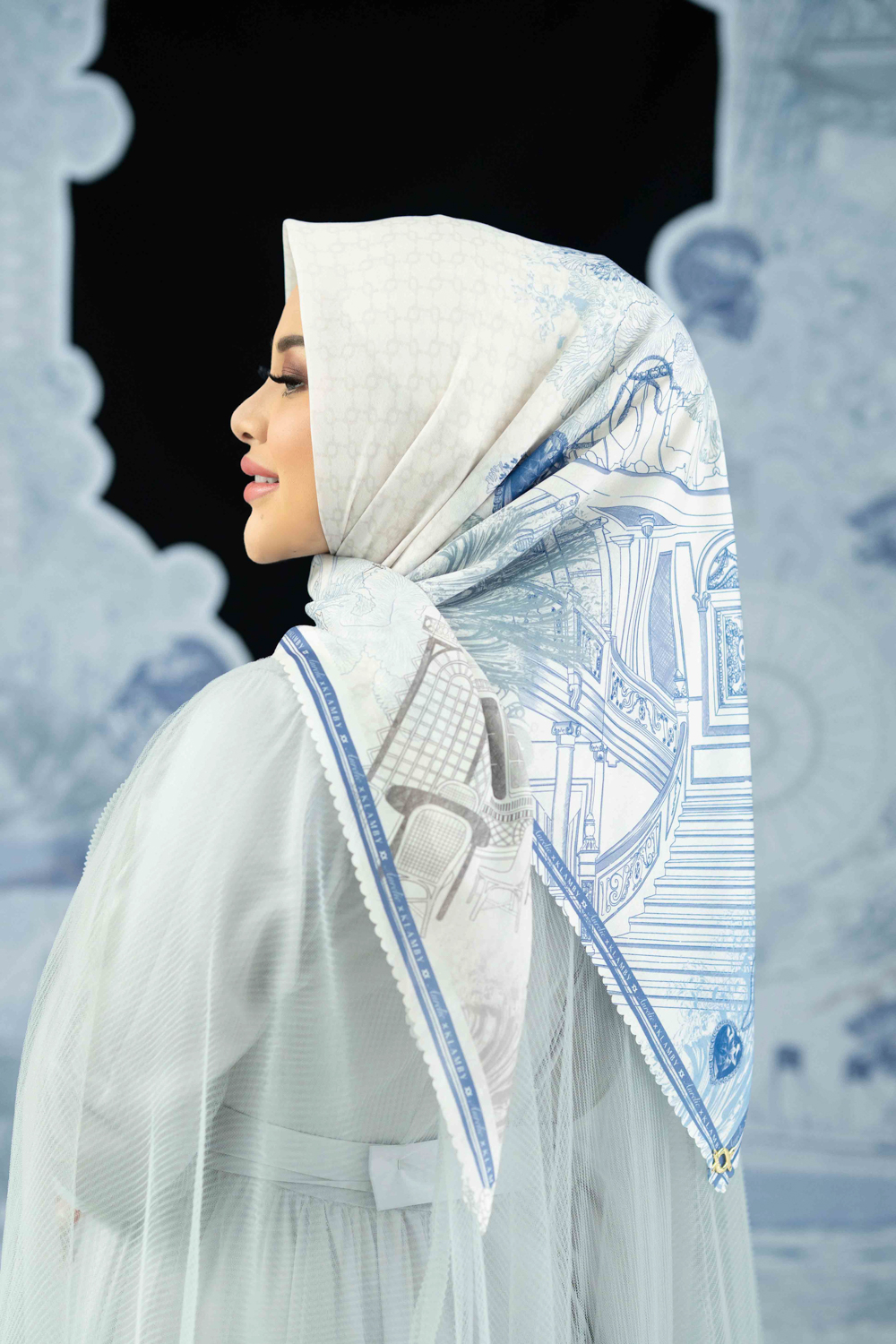 Aurelie Scarf