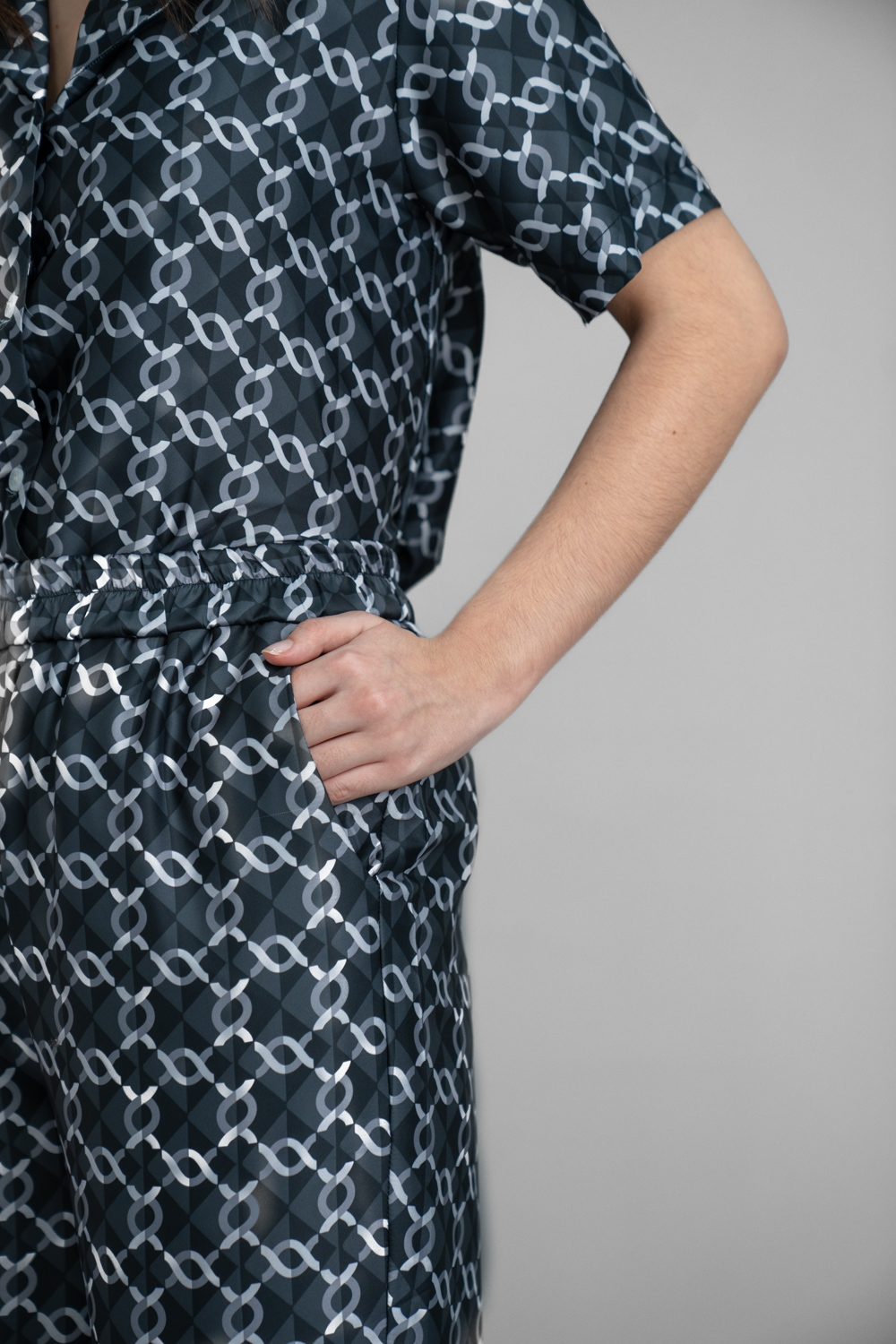 Monogram Short Sleeve Set Licorice