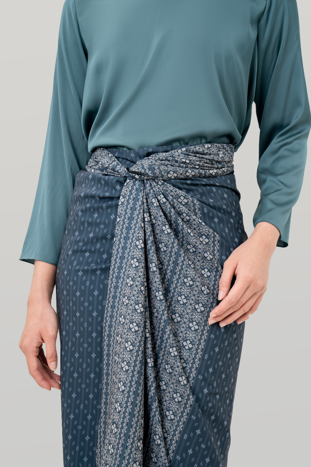 Sambas Skirt (Minor) Nightfall
