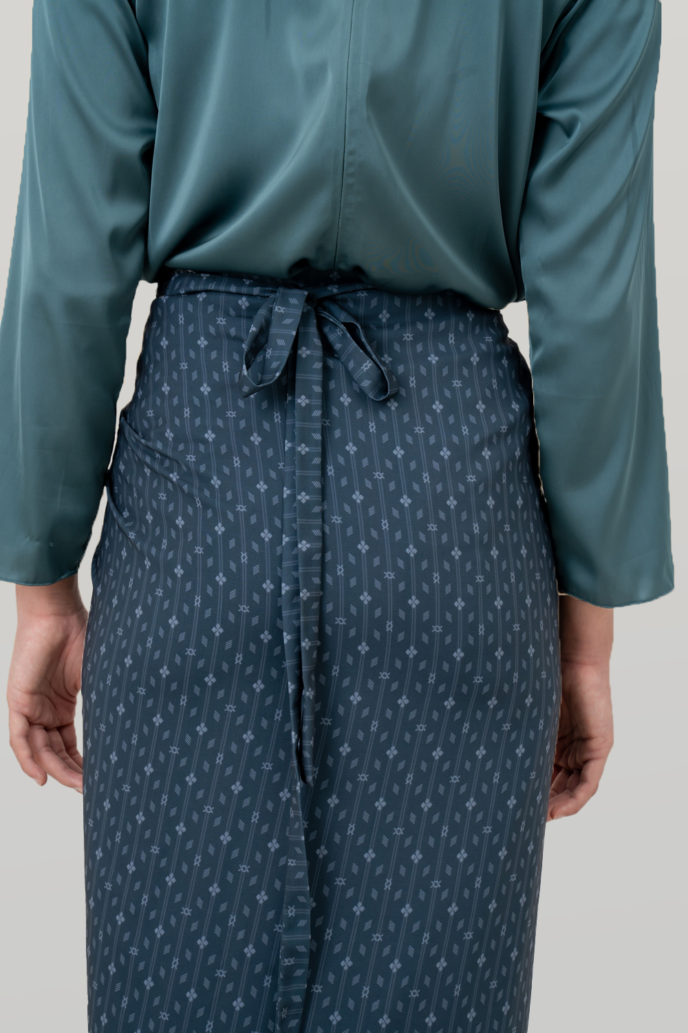 Sambas Skirt (Minor) Nightfall