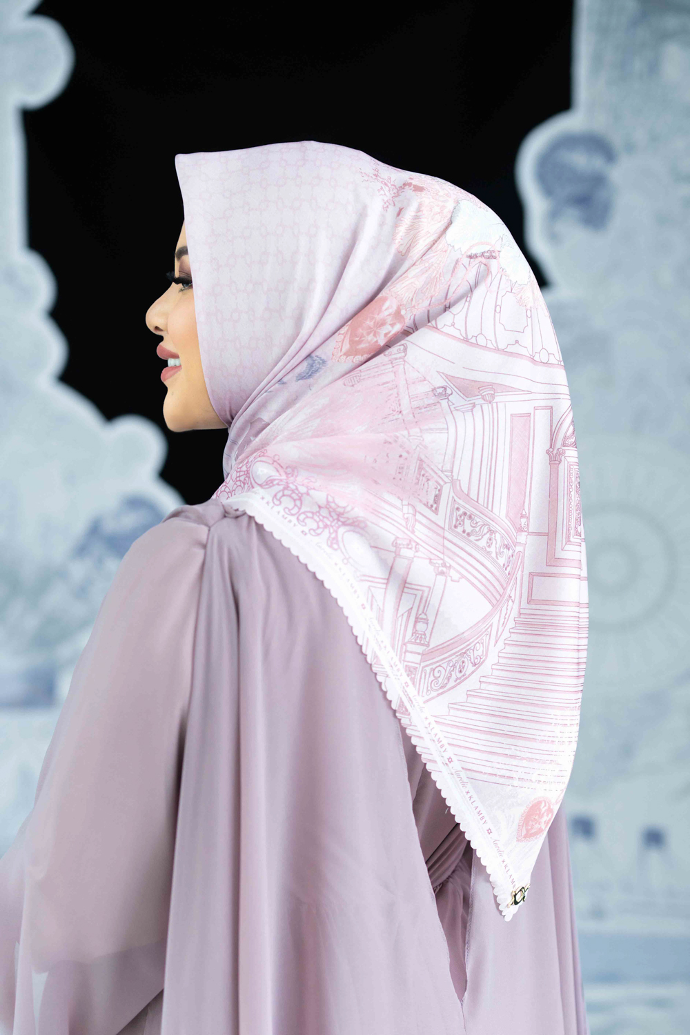 Aurelie Scarf (Minor)