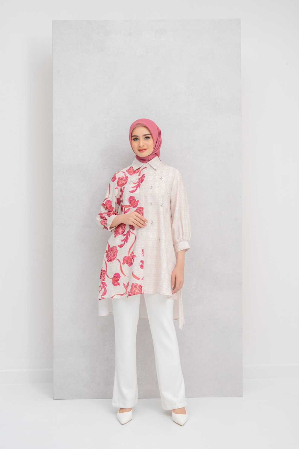 Lagosi Tunic With Embellishment Magnolia