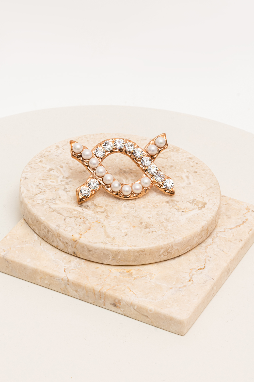 Nayana Brooch Rose Gold
