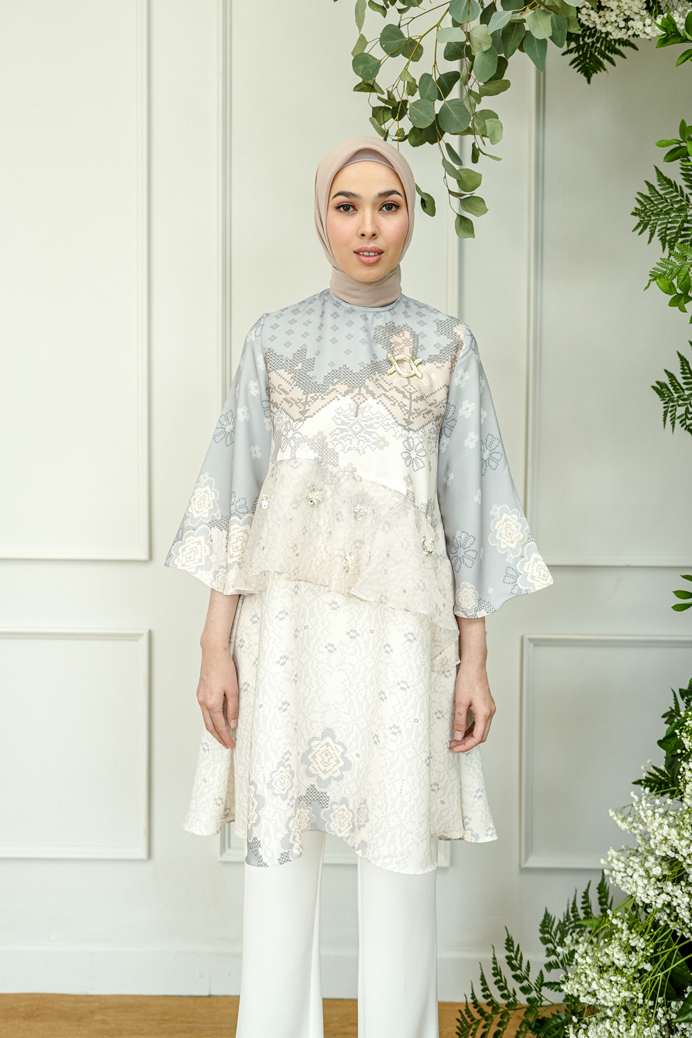 Malya Tunic with Embellishment (Minor) Muara