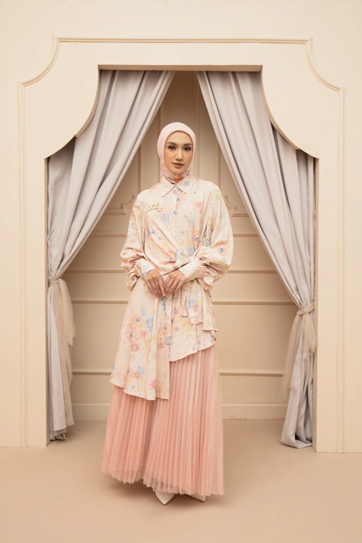 Image of Namora Tunic Chantilly