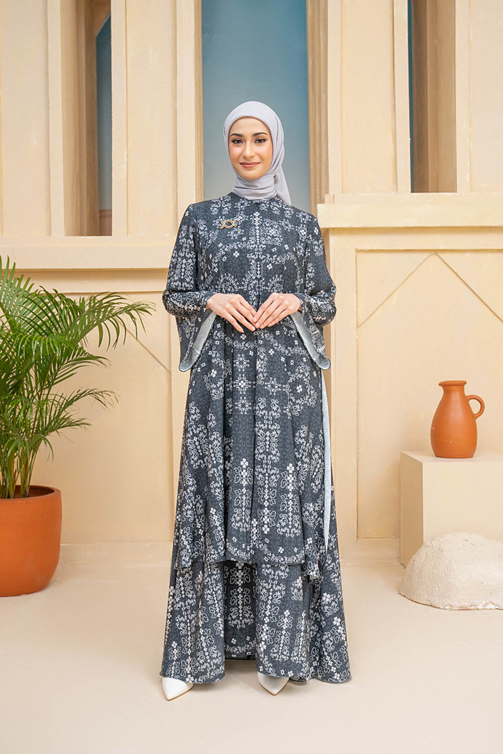 Malqaf Dress Dark Eclipse