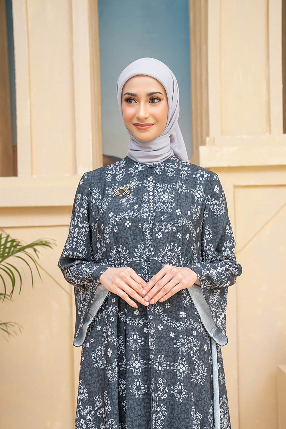 Malqaf Dress Dark Eclipse