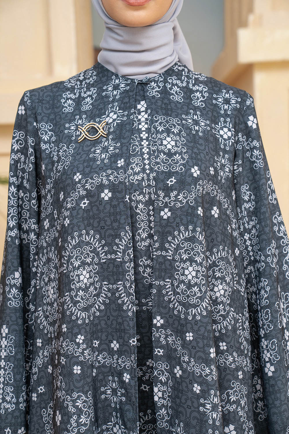 Malqaf Dress Dark Eclipse