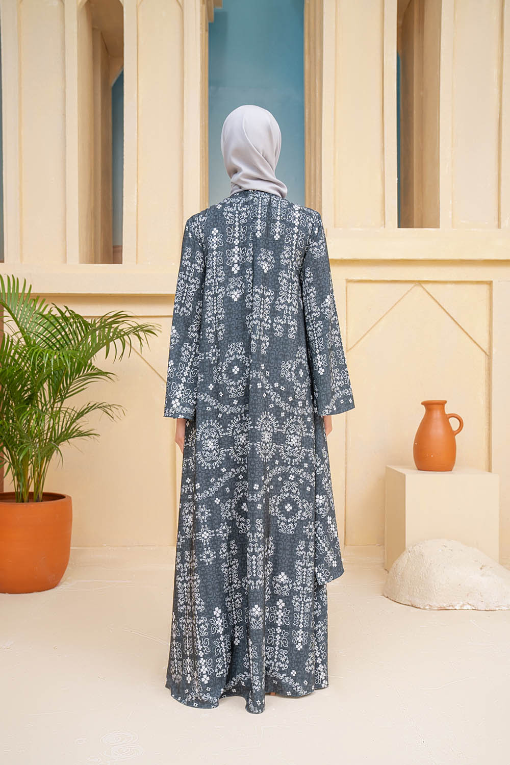 Malqaf Dress Dark Eclipse