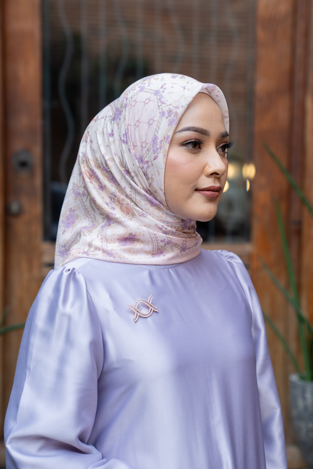 Jennia Scarf