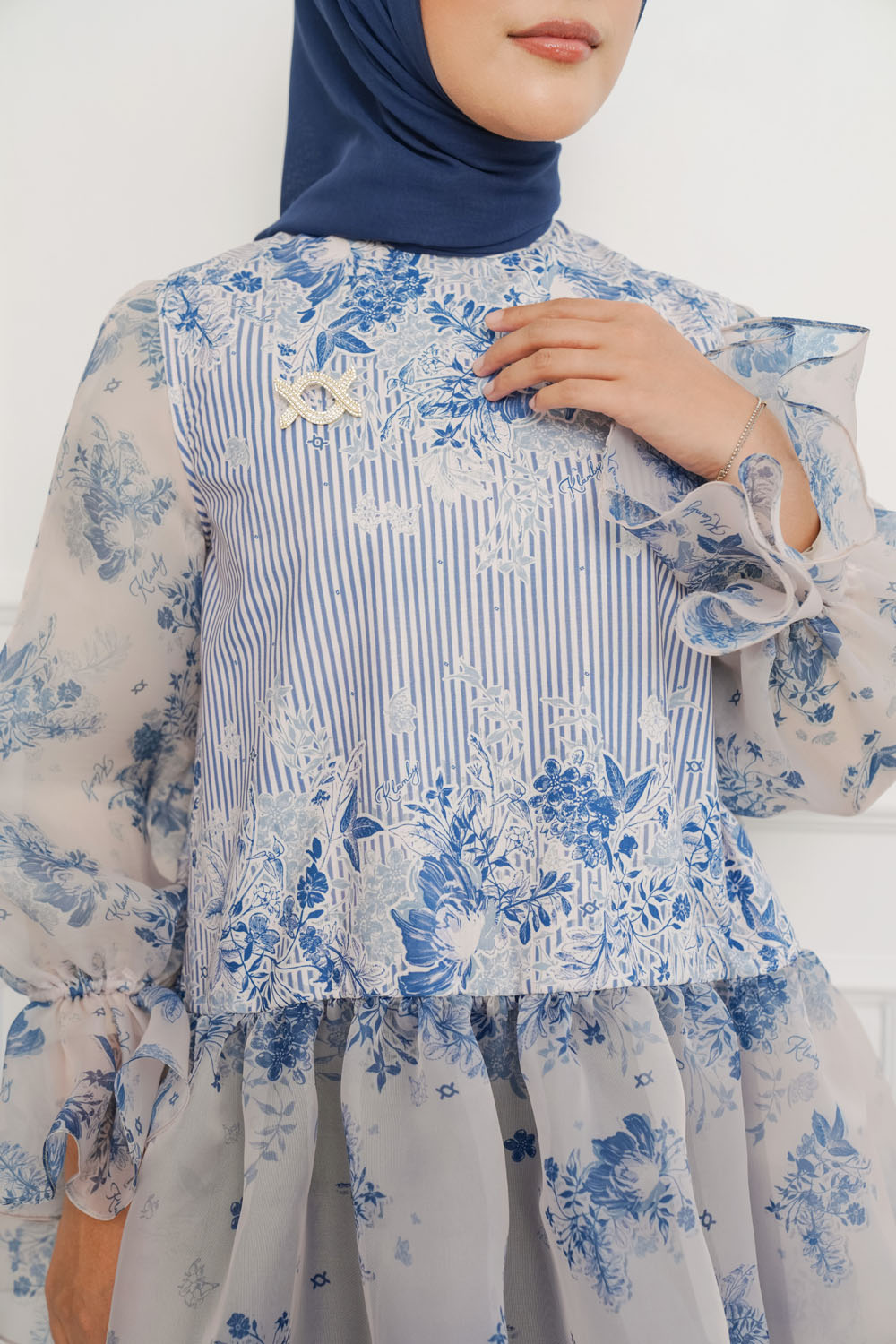 Norela Blouse Azure Mist