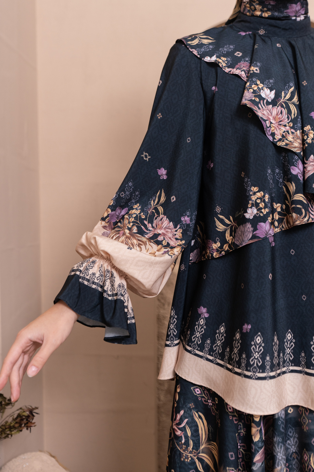 Seana Blouse Lita