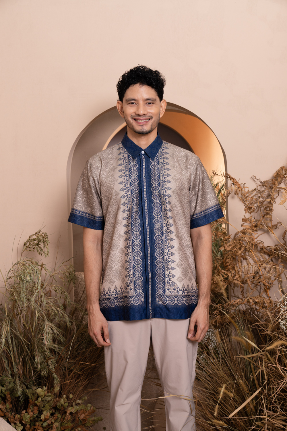 Medinela Shirt Men Sweet Marzipan