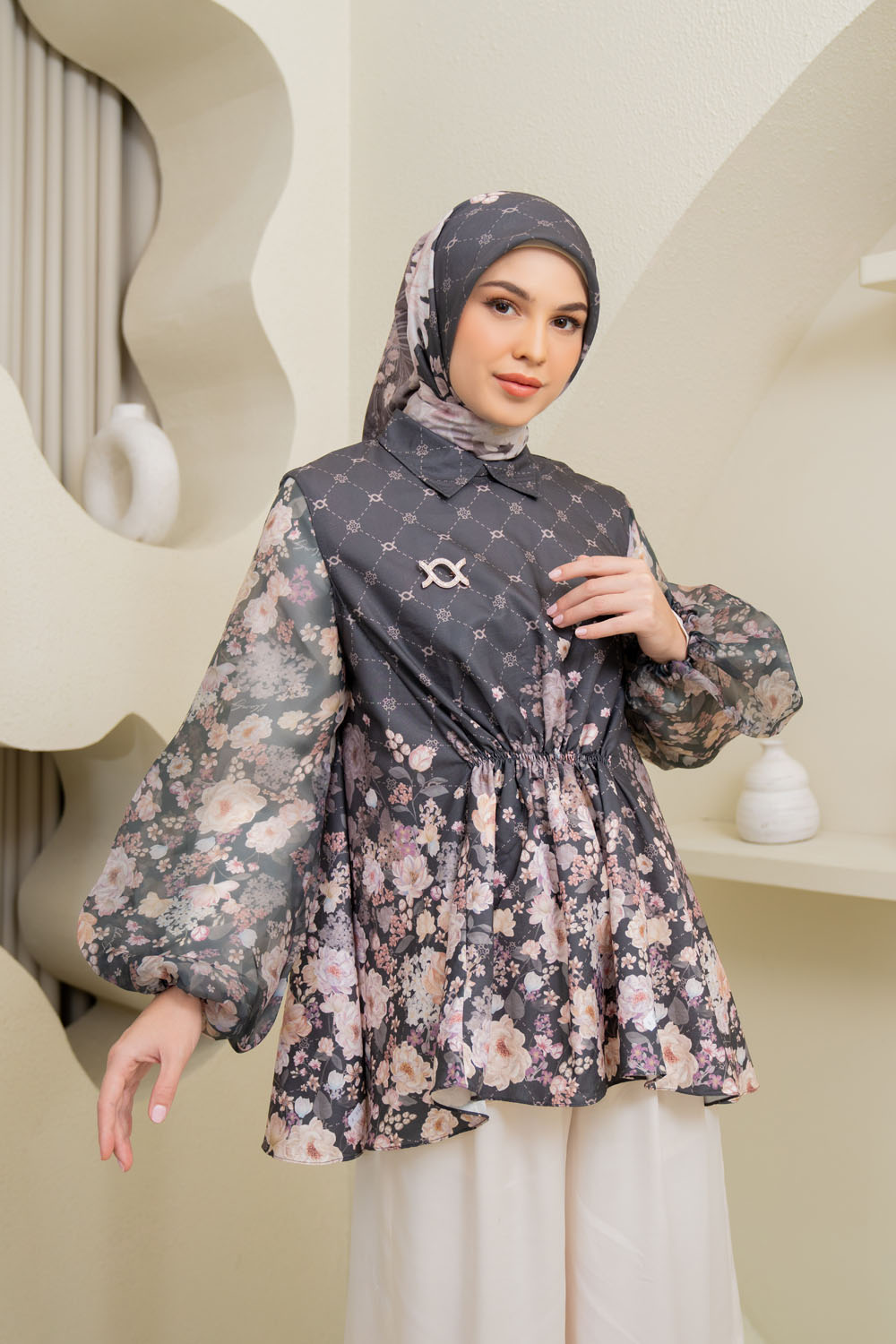 Sikka Blouse (Minor) Black Onyx