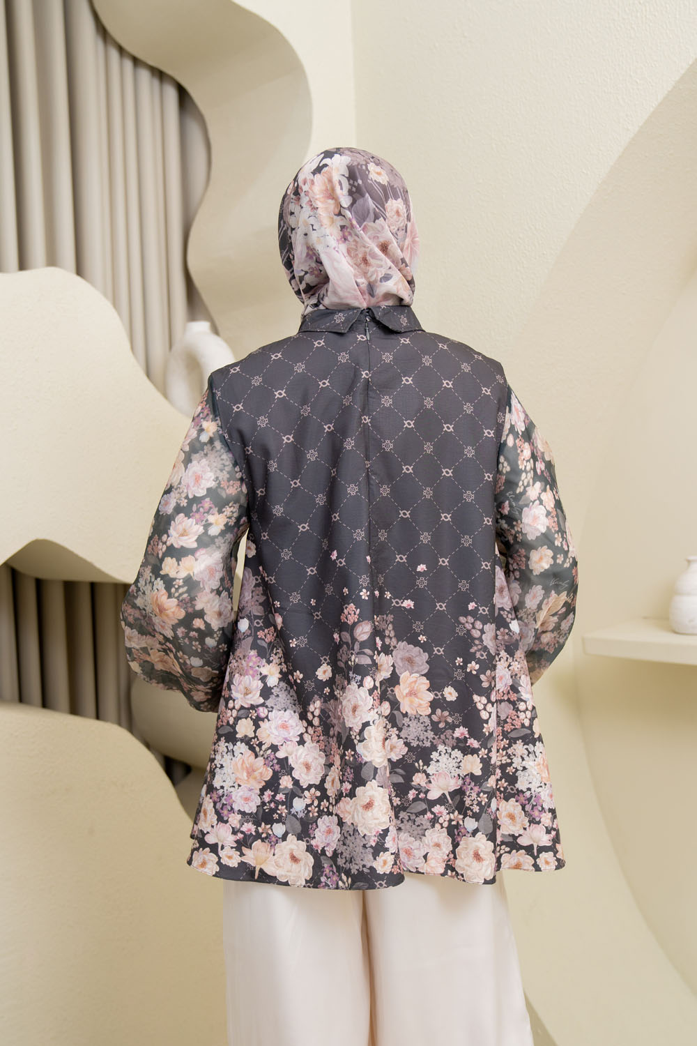 Sikka Blouse (Minor) Black Onyx