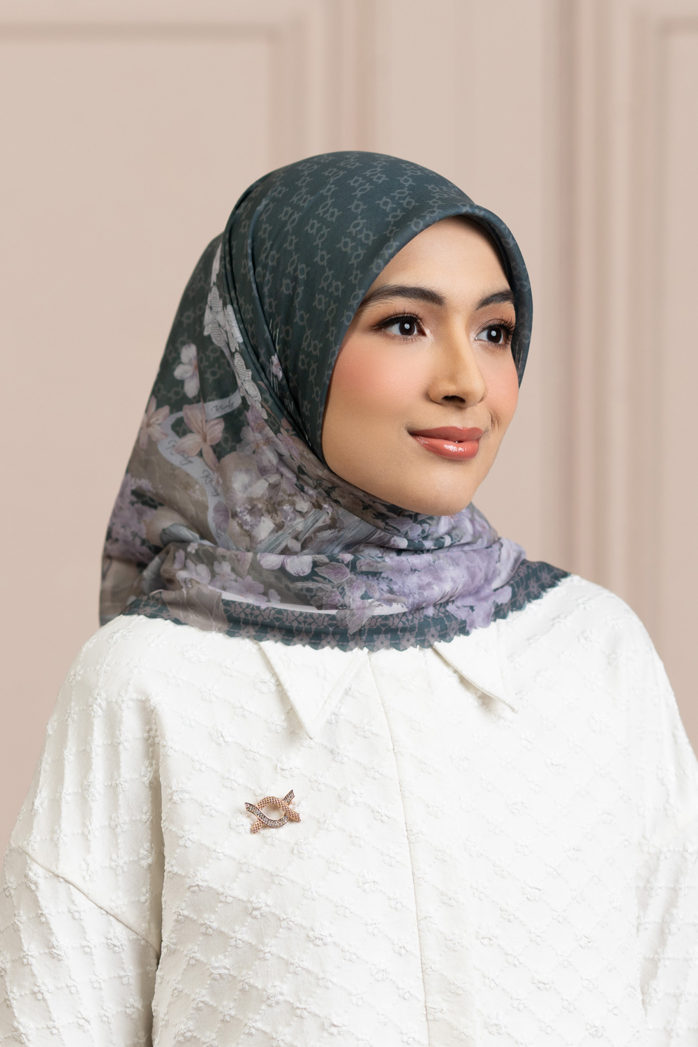 Astiri Scarf